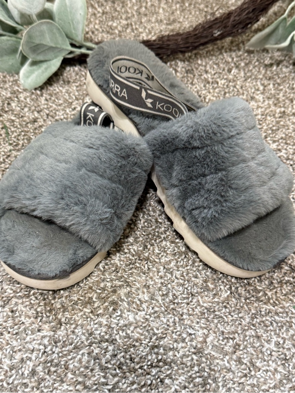 UGG kookaburra grey fuzzy slippers elastic logo sling back